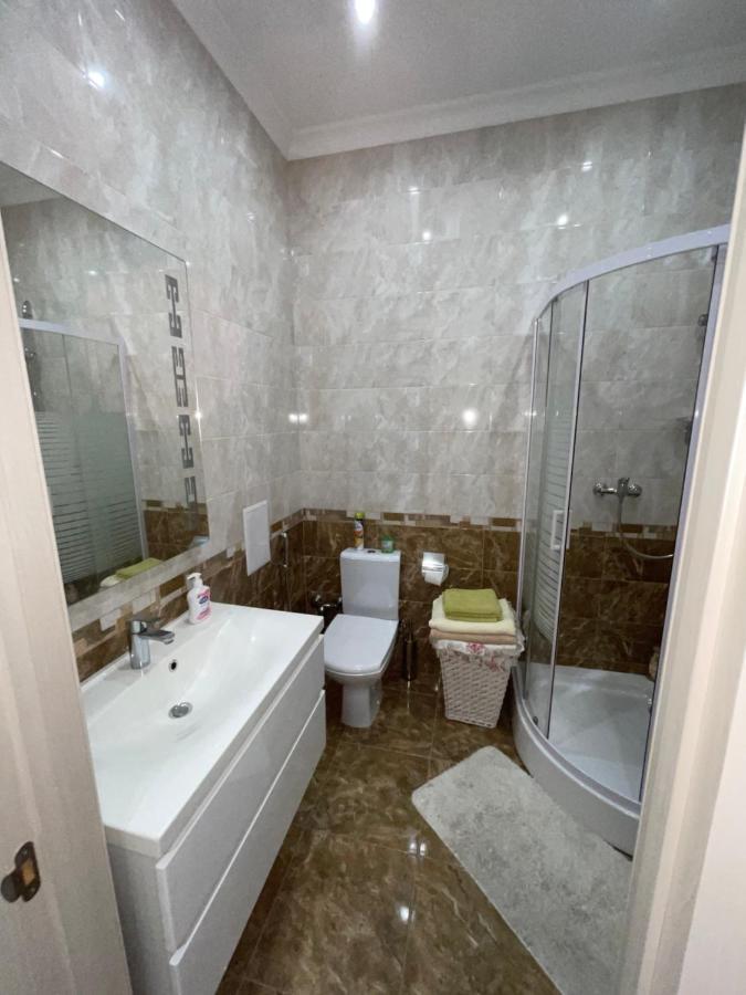 Sea View Kadorr Suite Odessa Buitenkant foto